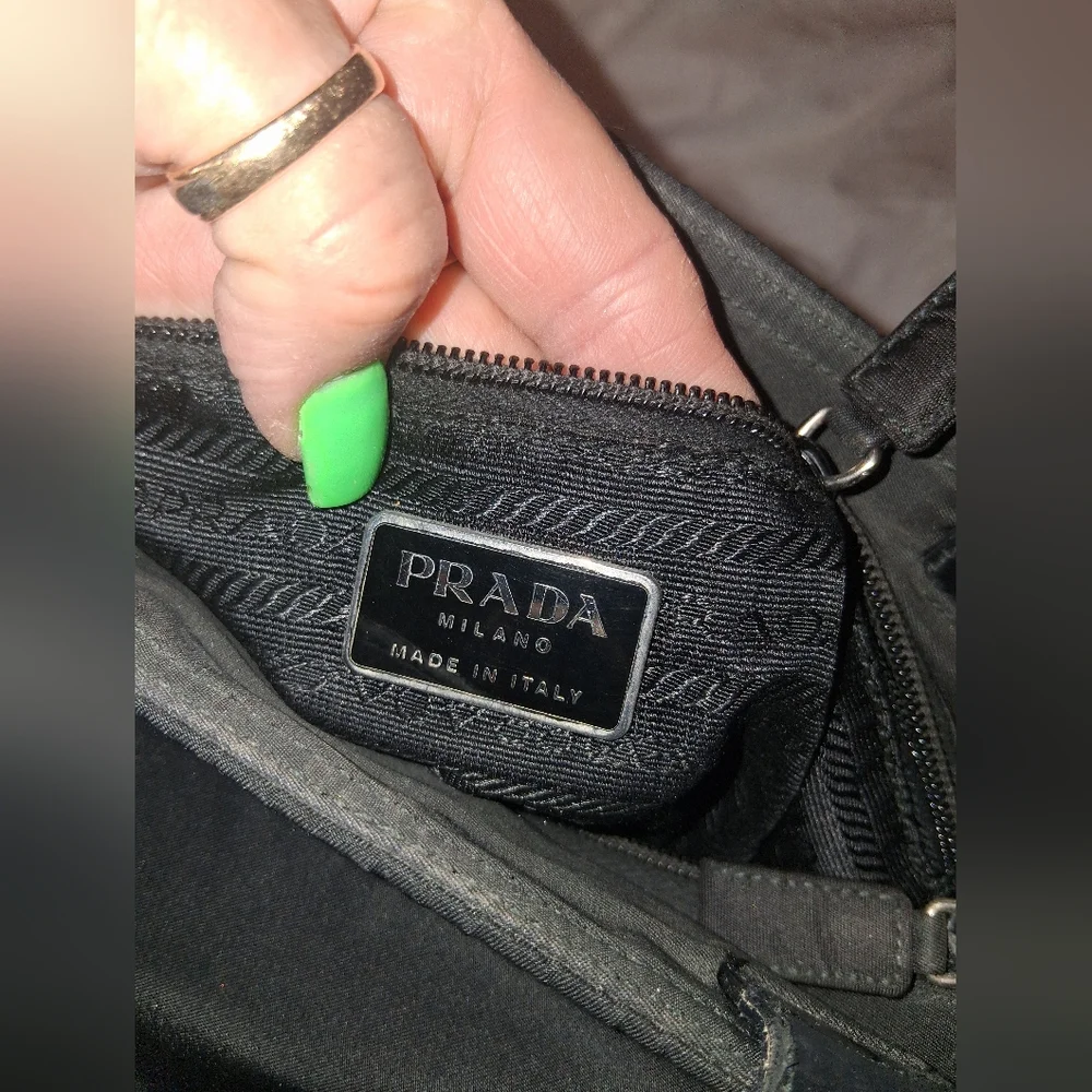 Prada Elegant Vintage Black Tote Bag - Picture 5 of 12